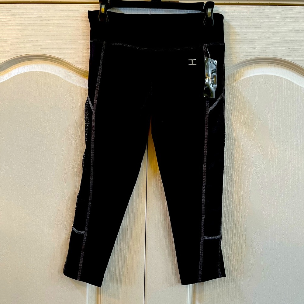 NWT Coco Limon Capri Leggings Size XL